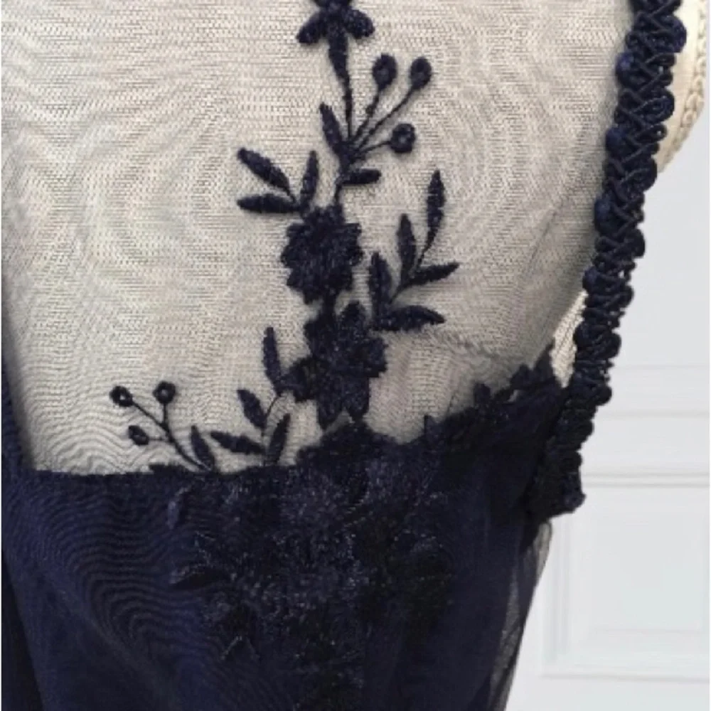 Nanette Lepore Lace Sheath Dress, Sz 10 - Picture 5 of 14